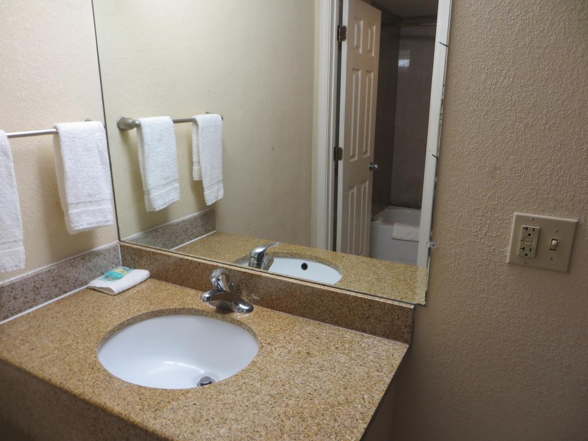 Budget Inn Cocoa Ngoại thất bức ảnh